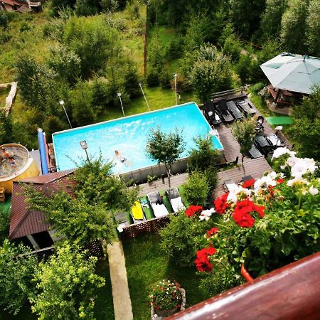 Vila Alunis Buşteni Exteriör bild