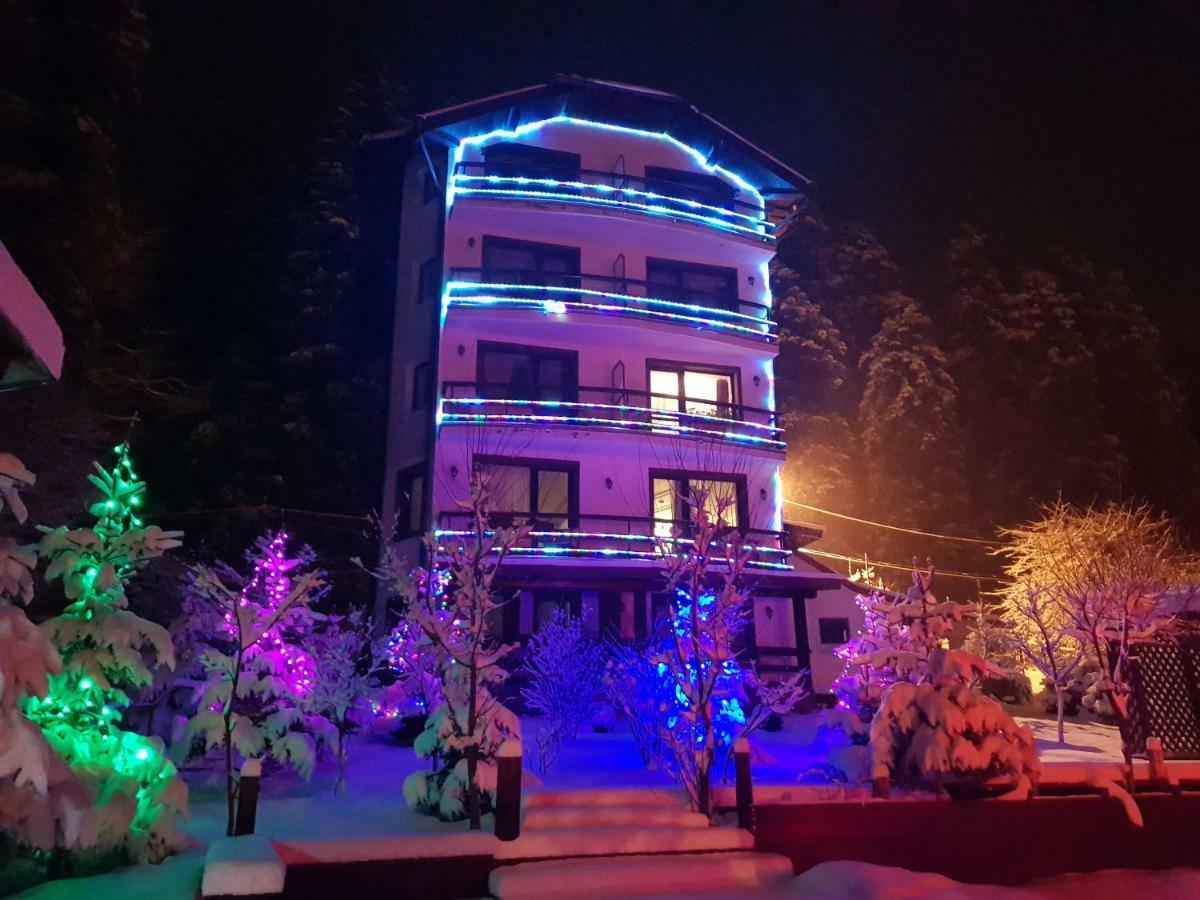 Vila Alunis Buşteni Exteriör bild